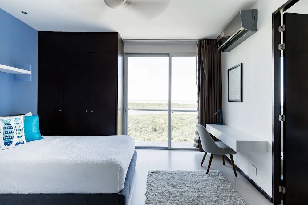 Beautiful Beachfront Apartments