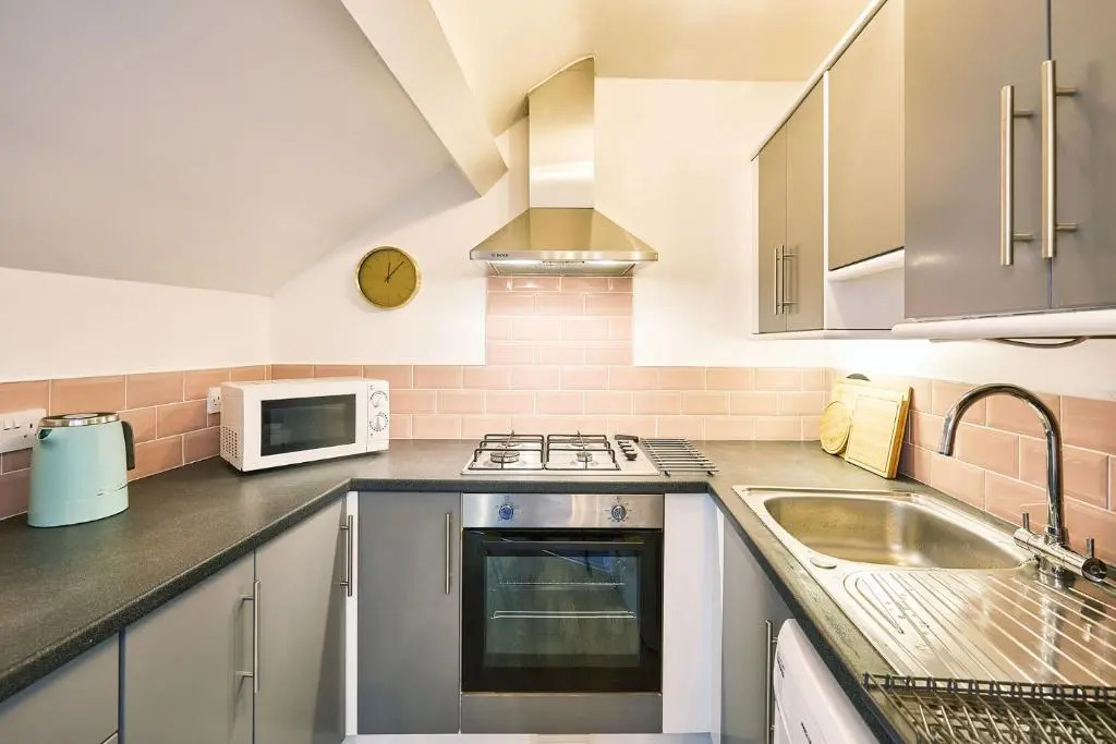 Host Stay North Parade Apartment