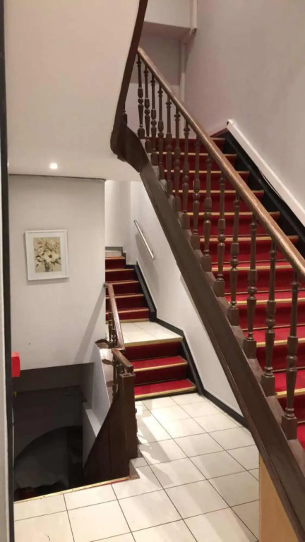 Royal Hotel
