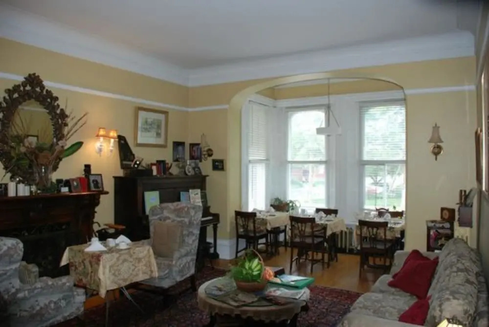 McGees Inn