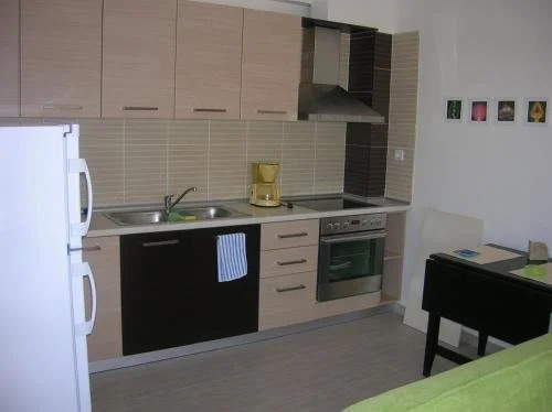 Apartments Eleni 4 Seasons