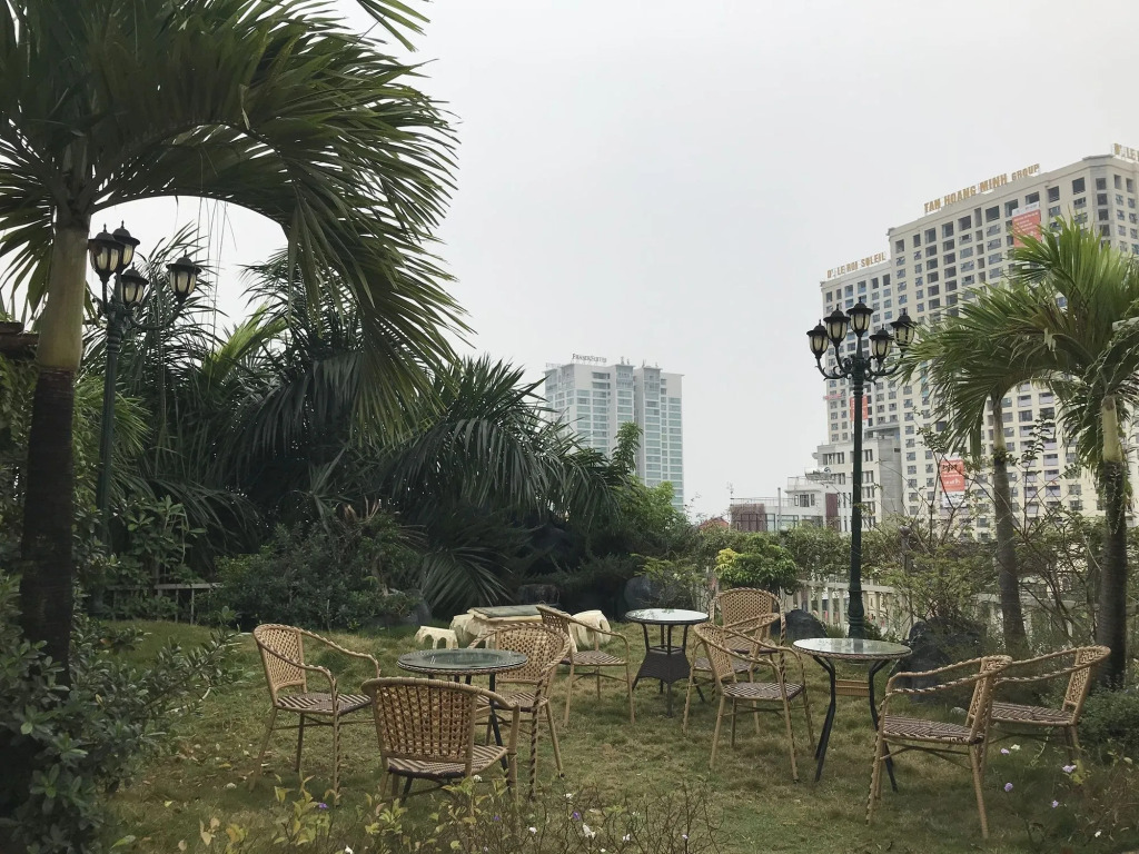 Anh Tri Flower Apartment