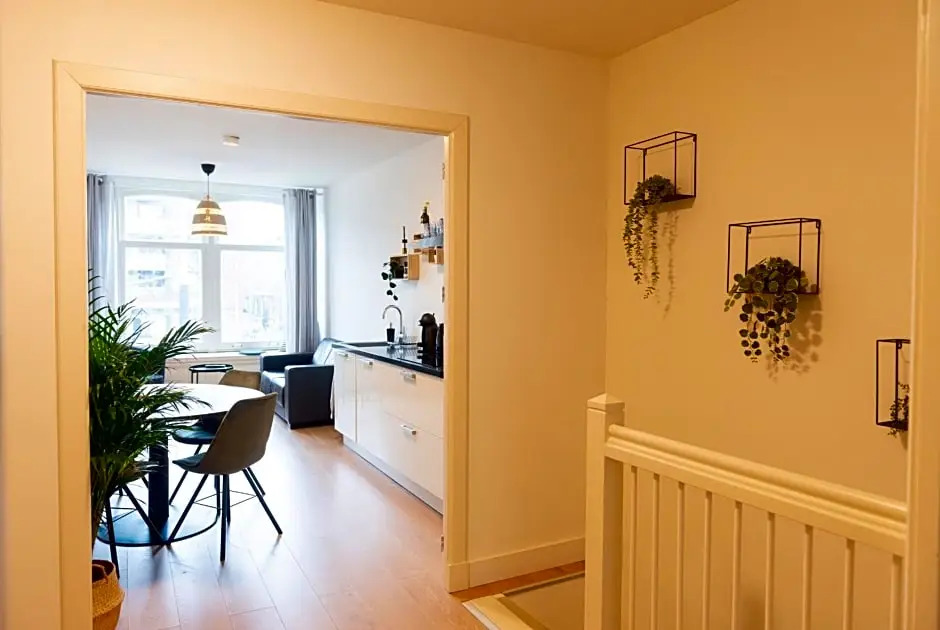 Canal View Apartment