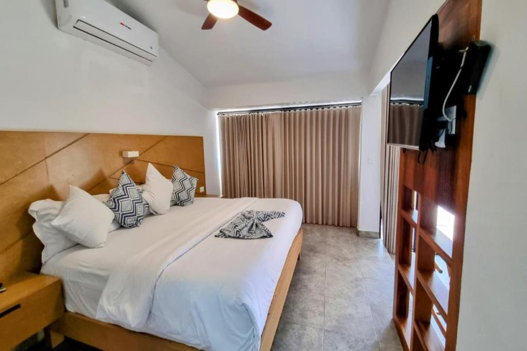 Buena Vista Oceanfront & Hot Springs Resort
