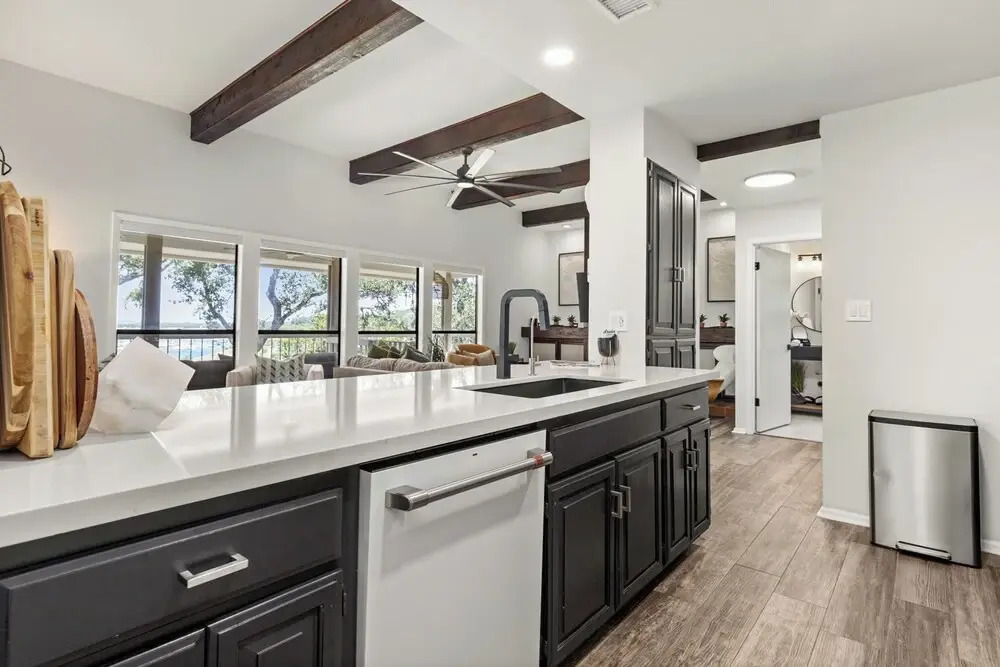 Lakefront, Private 3br, Dog-friendly Rental