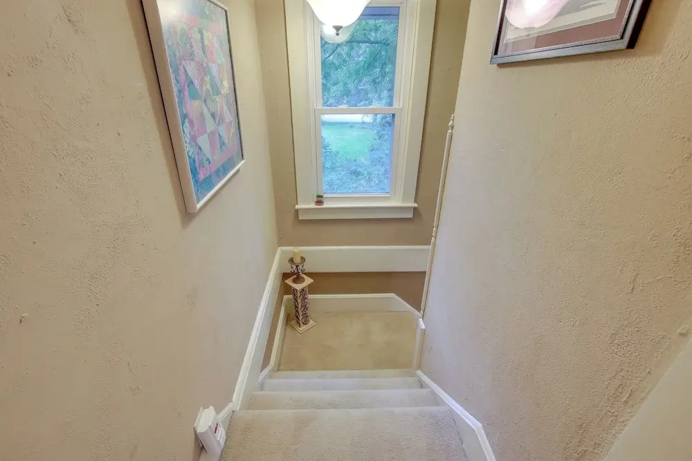 Historic Home w/ Sunroom - 5 Mi to Lambeau Field!