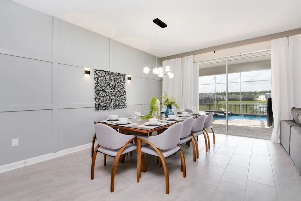 8912 Cabot Cliffs Dr
