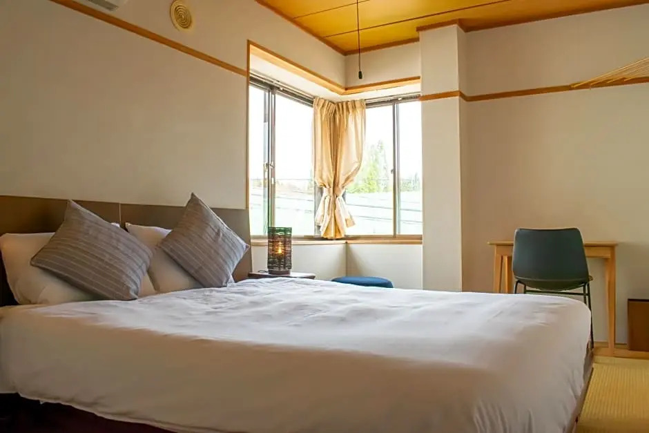 T SQUARE Hakuba