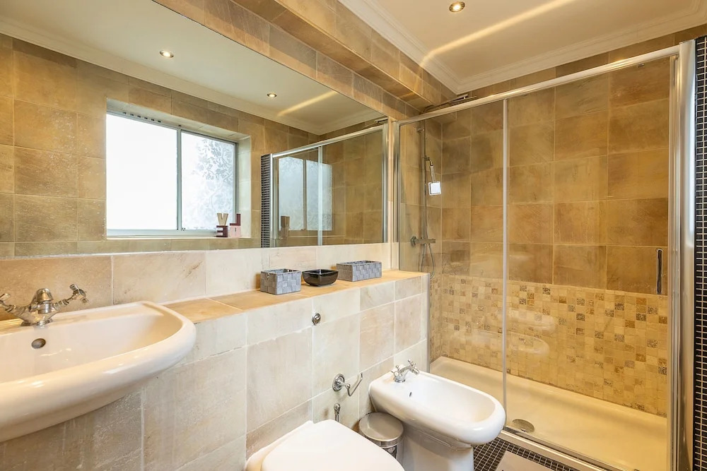 Spacious House With Terrace Near Hyde Park & Oxford St