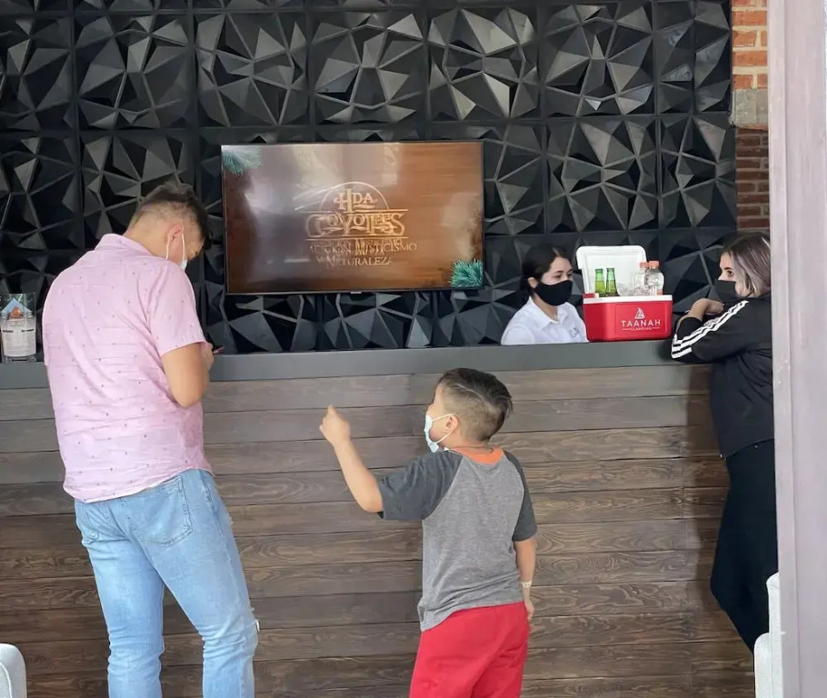 Taanah Hotel & Glamping