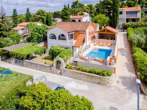 Holiday Home Villa Frančeska