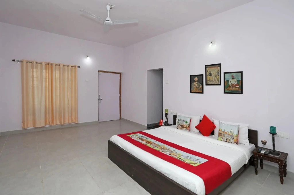 OYO 10298 Home near Sukhadia Circle