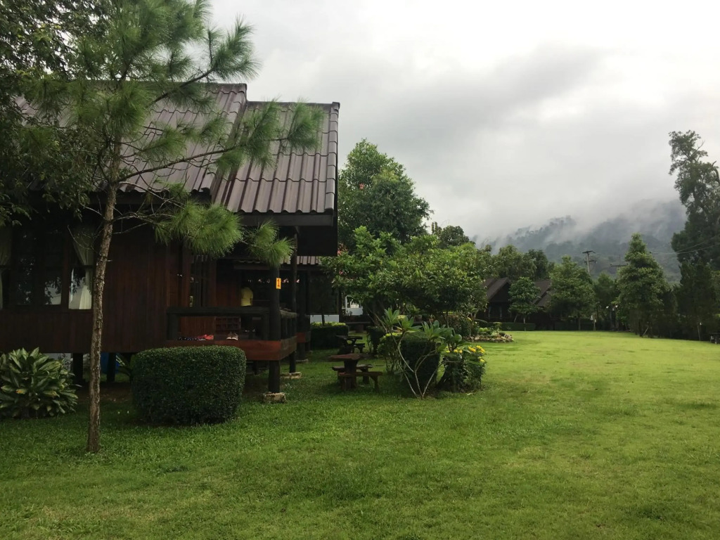Baan MaiKhiangPhu Wang Nam Khiao