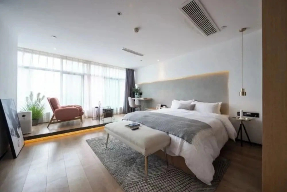 Laizhu Landmark No. 1 Hotel