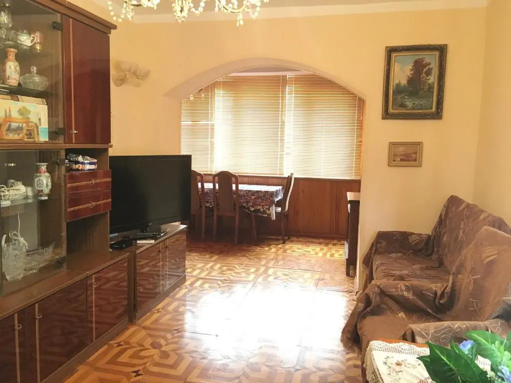 Apartments on Lakoba 60
