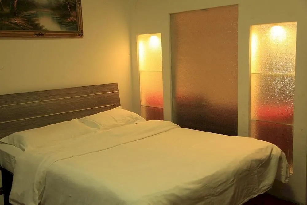 Champs Elysees Jinfu Apartment