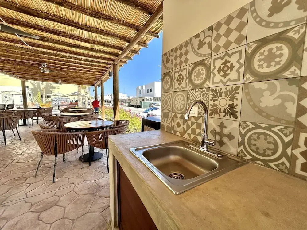Oceanna Apartments