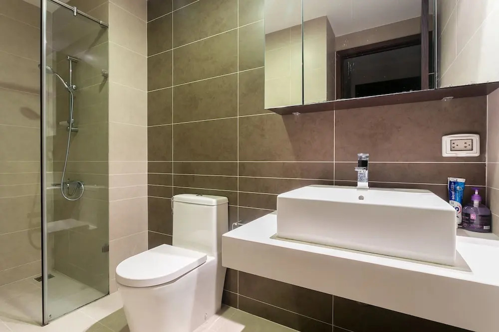 Sunrise City 2BR Luxury SWPool 30th