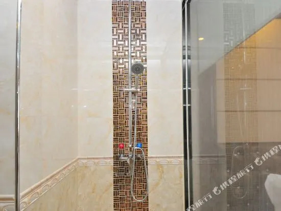 Yinuo Hotel (Baiyun Xialiang Metro Station)