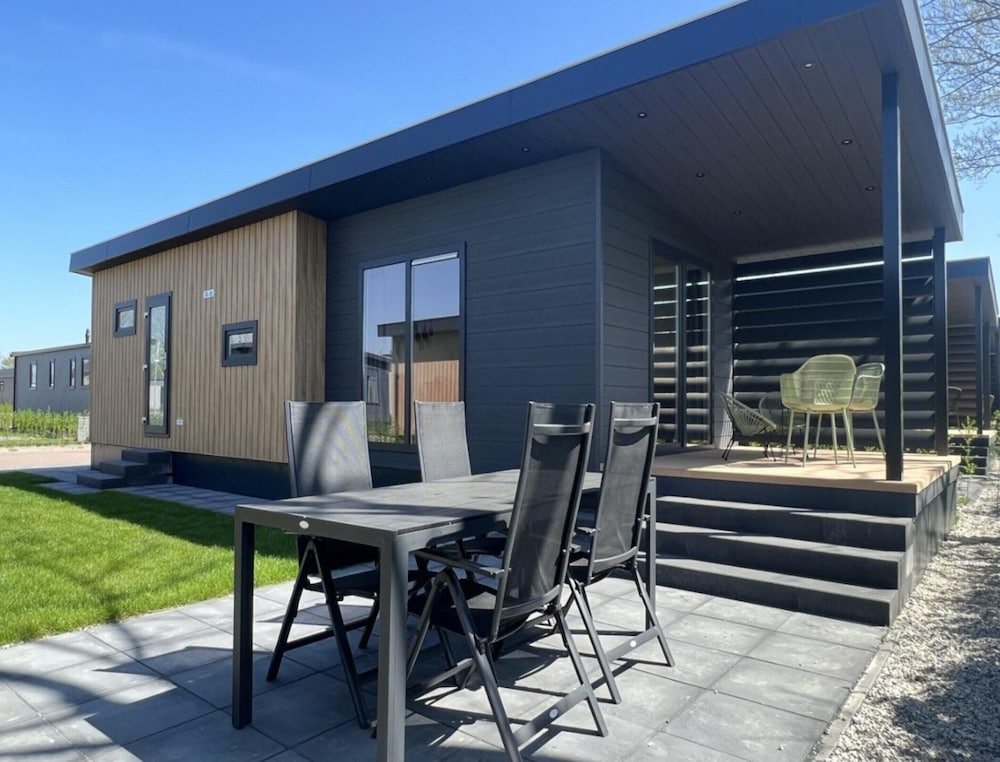 Scenic Countryside Retreat for 4