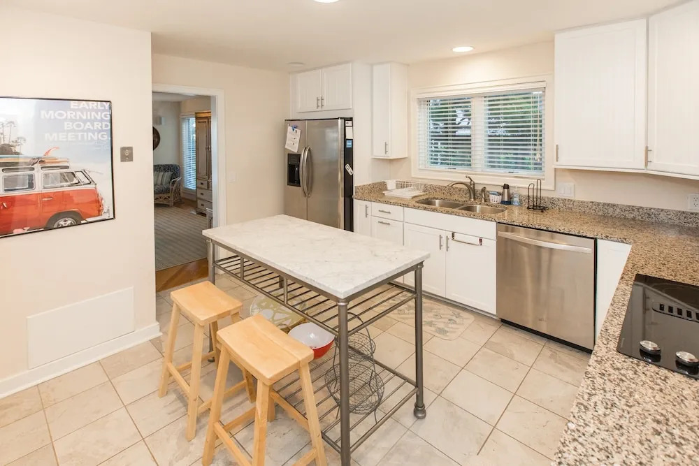 6506 A Oceanfront - 4 Br Cottage