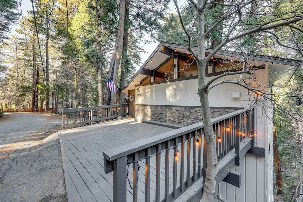 Modern Lake Arrowhead Retreat: 3 Mi to Village
