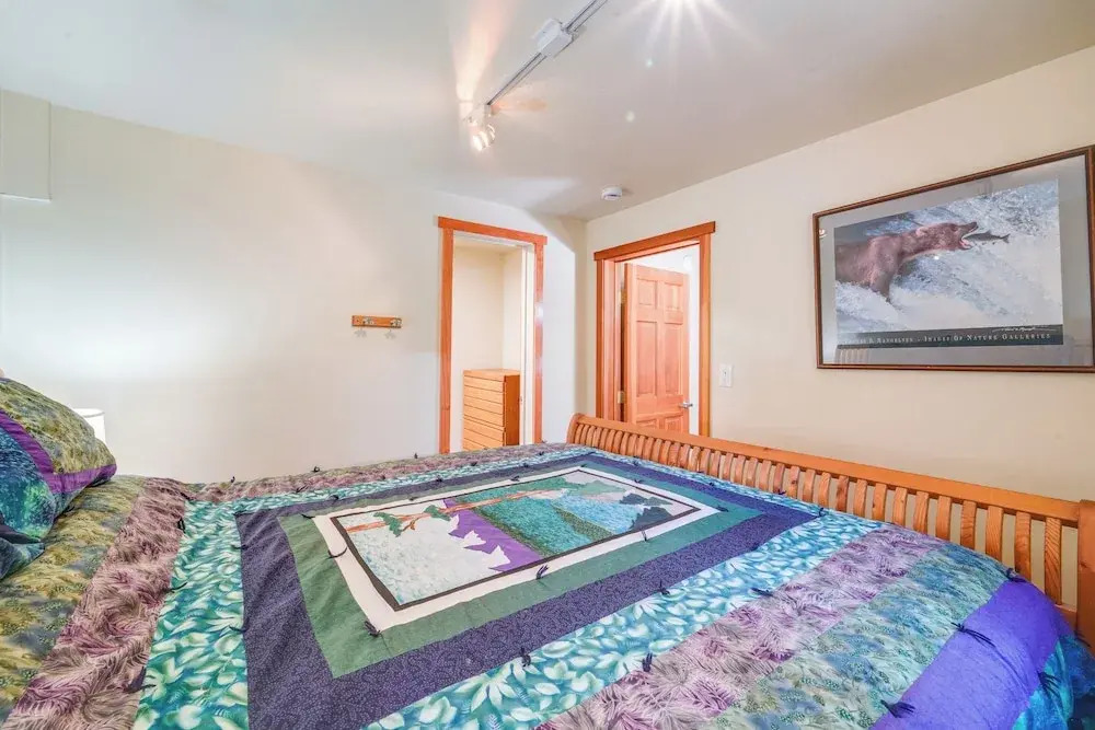 Truckee Home w/ Private Hot Tub on a Golf Course