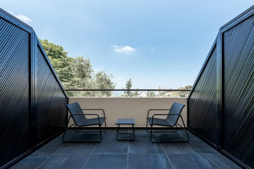 Domus Carmel Hotel