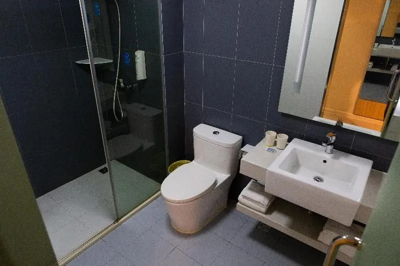 Qingzhu Jinyou Business Hotel (Shanghai Sheshan National Forest Park)