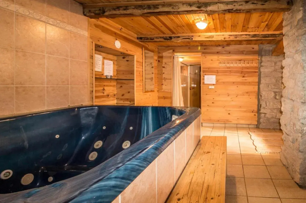 Alevi Holiday Home with Sauna