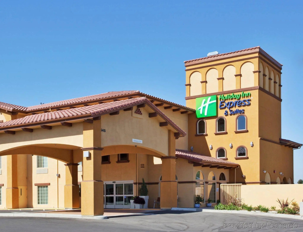 Holiday Inn Express Hotel & Suites Willows by IHG