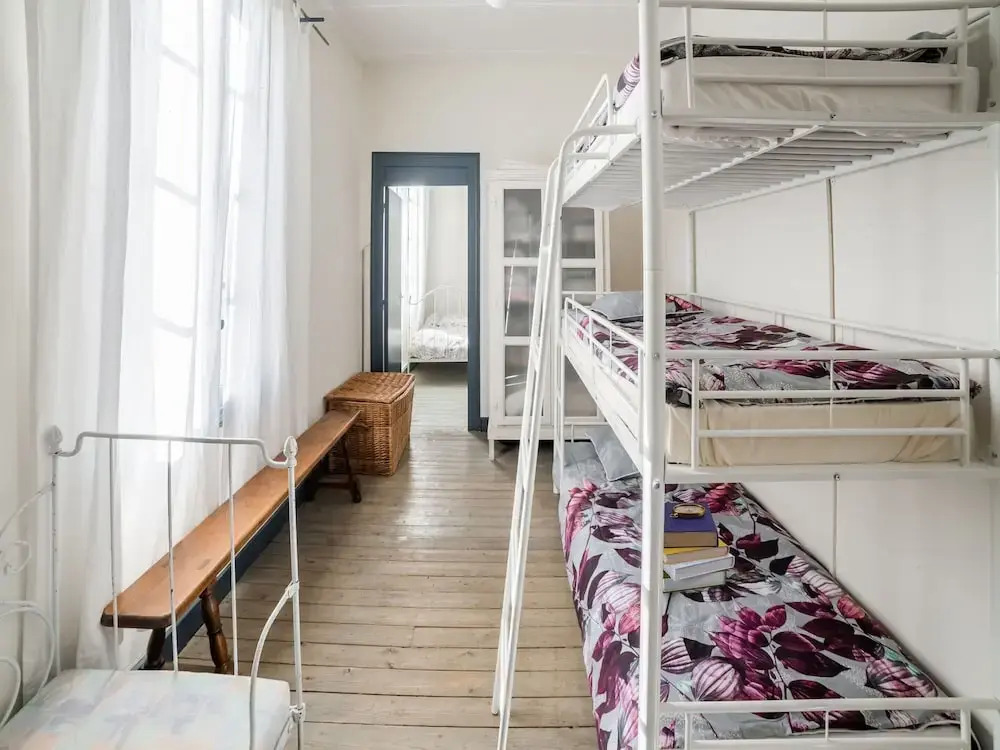 Former Train Station With Private Heated Swimming Pool & Fantastic Garden