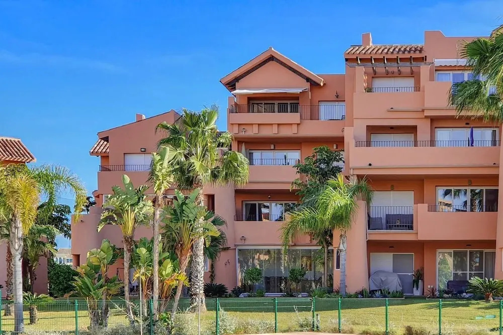 Nuestra Casa -2 Bedroom Apartment With Pool
