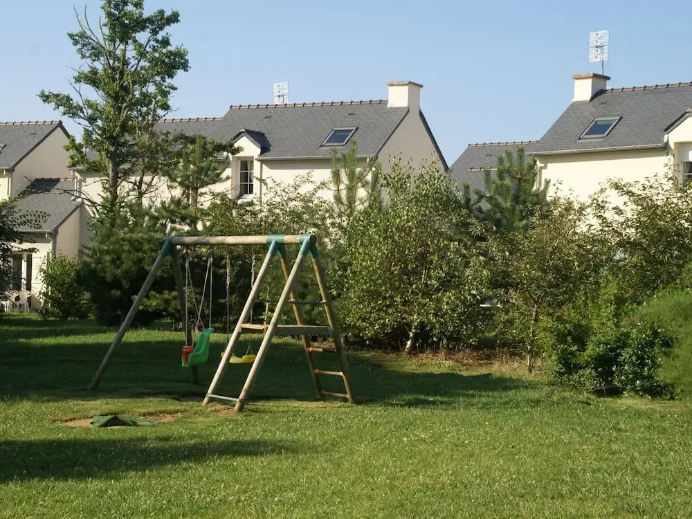 Pleasant Breton Holiday Home Near the bay of Douarnenez
