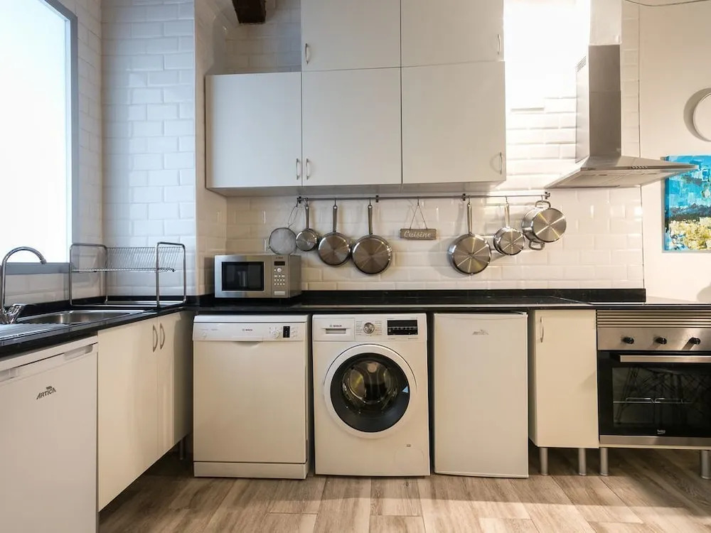 ApartUP Cabanyal Market