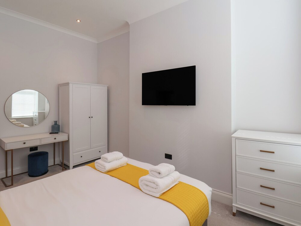 The Salisbury Apartment 104