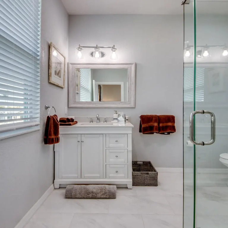 Golden Globe - Luxury on the Canal With Pool spa