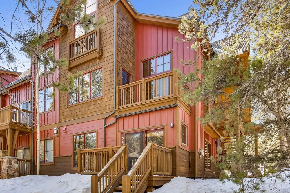 #1711 The Seasons at Keystone 3 Bedroom Townhome - Close to Ski and Convention Center