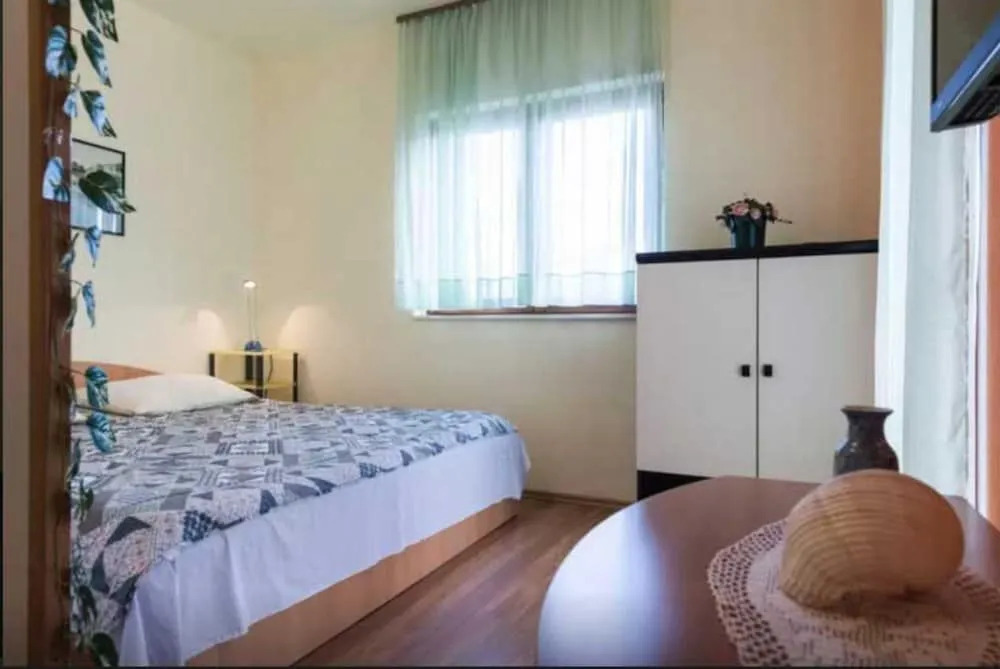 Villa Supetar Garden - Two Bedroom Apartment with Terrace
