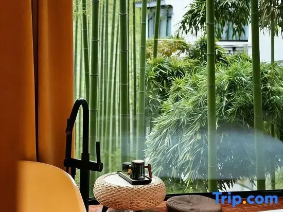 WOPAI Designer Hotel (Suzhou Guanqian Street Yangyuxiang Subway Station Branch)