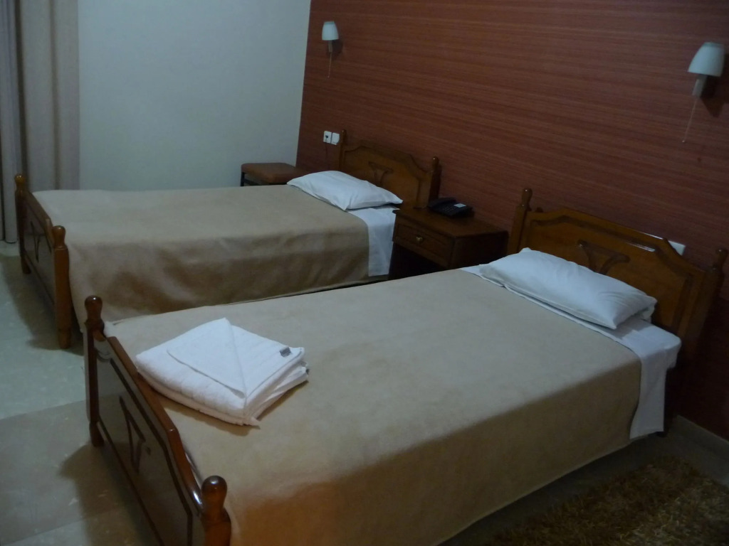 Hotel Flisvos