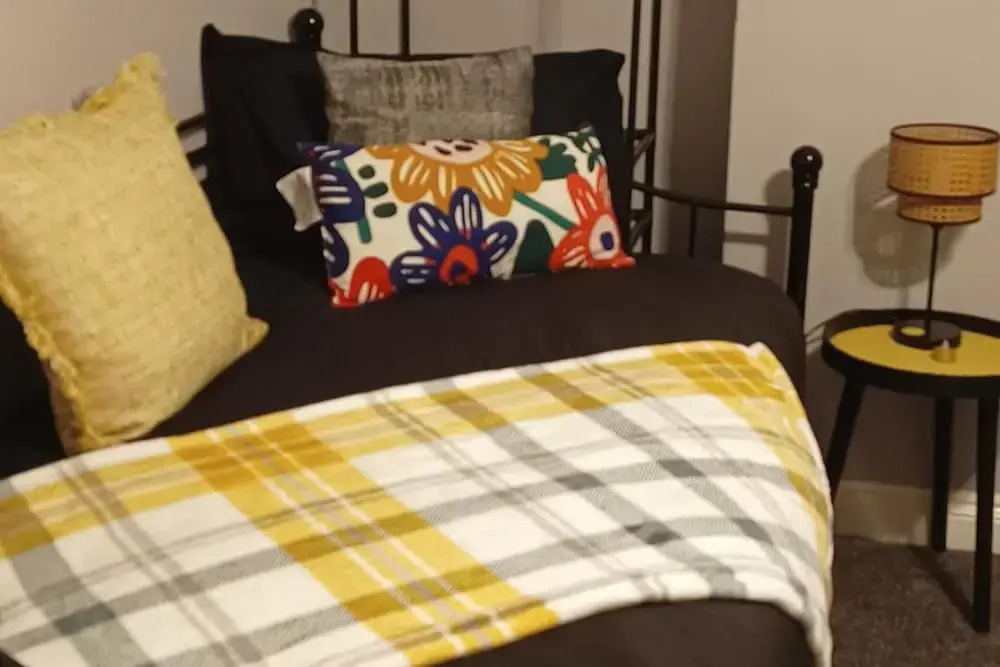 Apartment - Sleeps 5, Free Parking & Sun Terrace