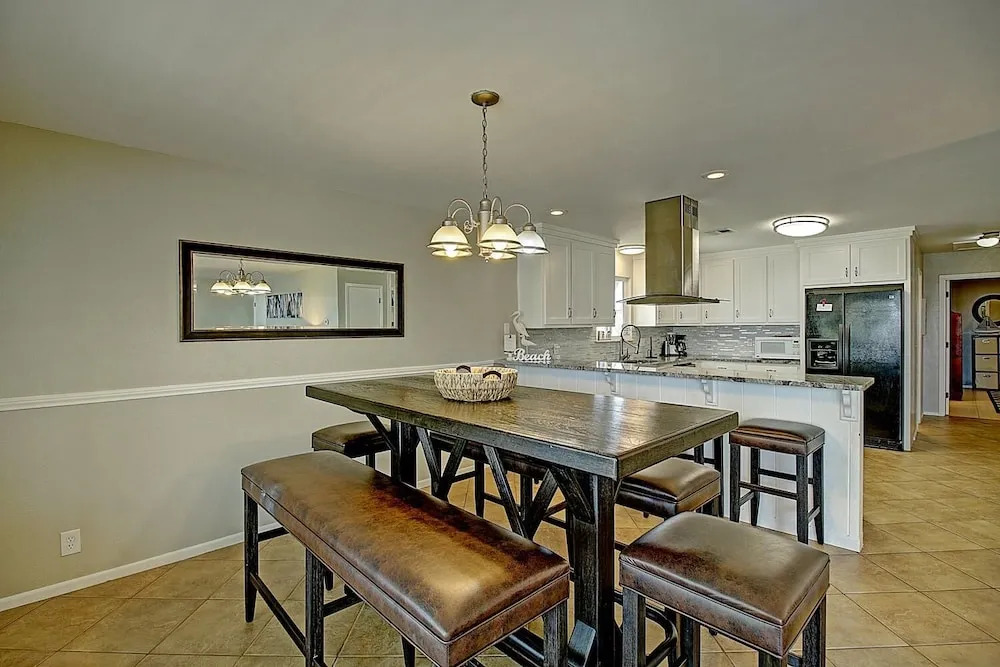 Belle Isle - 5 Br Home