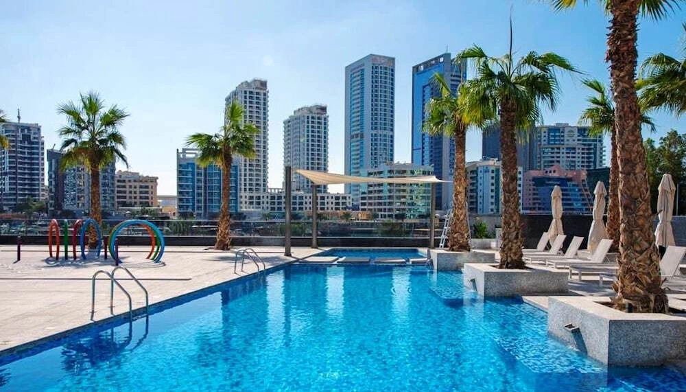 Gorgeous apartment with Marina view