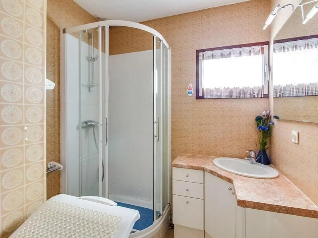 Appartement Cauterets, 2 pièces, 4 personnes - FR-1-401-28
