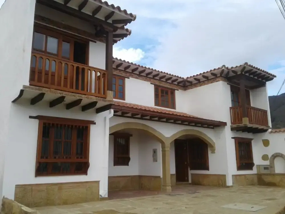 Hostal Everest
