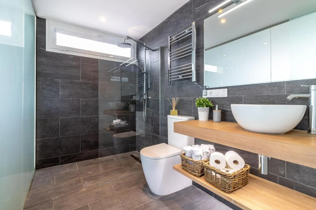 Flatguest Ansite + Deluxe + Panoramic Views + Fast WiFi