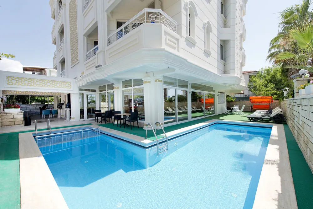 Premier Inn City Antalya