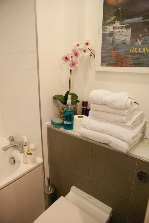 2 Bedroom Apartment Near Airport