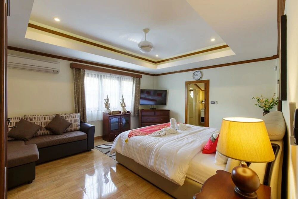 Sumonta Luxury Villa